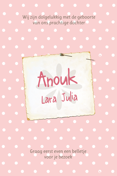 Mooi meisjes geboortekaartje Anouk met vintage etiket hout en stippen