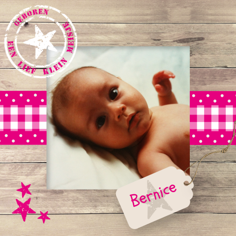 Stijlvol hip fotokaartje Bernice voor meisje met hout en retro etiket