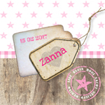 stoer geboortekaartje Zanna met hout sterren stempels en etiket