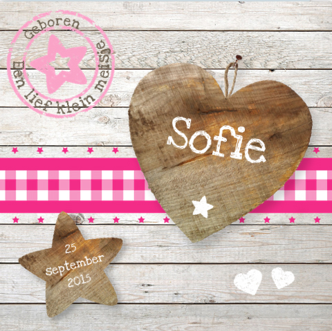 Sloophout kaartje met houten hart aan spijkertje, ruitje en stempels voor meisje